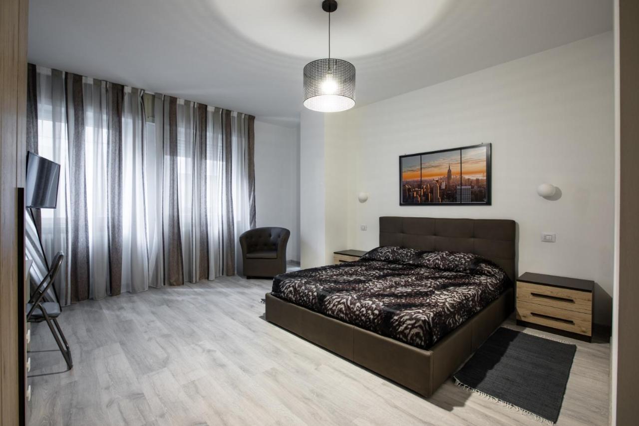 B&B dal moro Sondrio Bagian luar foto