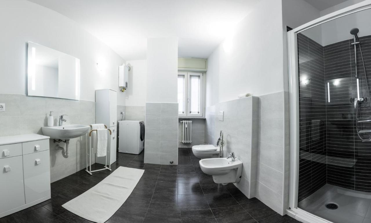 B&B dal moro Sondrio Bagian luar foto